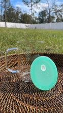 Load image into Gallery viewer, Manana Sera Bonito Jelly lid Glass Mug
